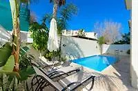Ariel Villa